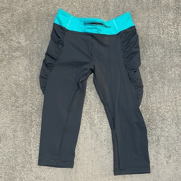 EC Lululemon Team Spirit Cropped Leggings - Grey / Teal - Size 8 - Picture 2 of 4